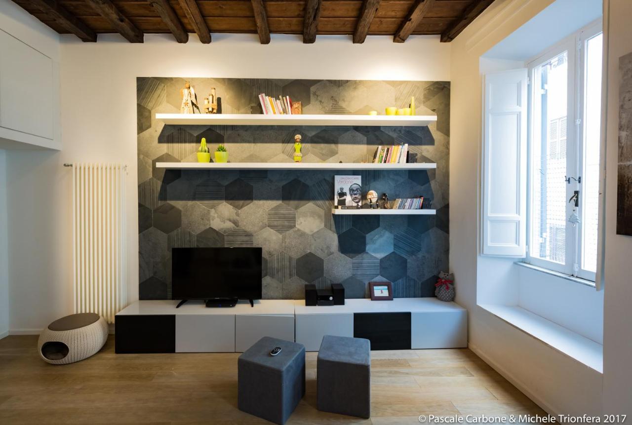 Chic, Stylish And Quiet At The Spanish Steps * Rom